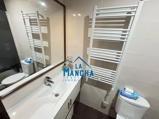 *146.000€* inmobiliaria la mancha vende piso en zona circunvalación-carrefour de Albacete — 28