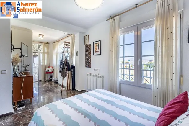CASA PAREADA EN LA ZUBIA CON PISCINA, ZONA DE BARBACOA Y JARDÍN — 18