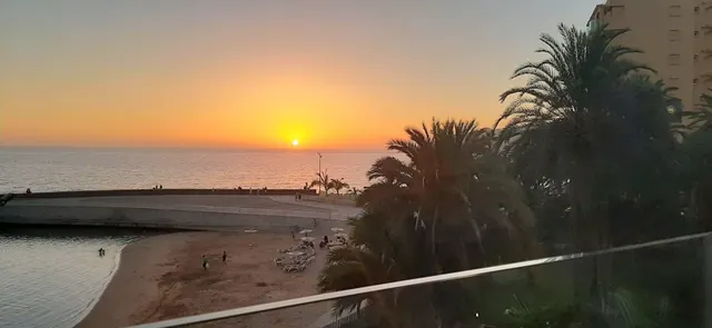 Apartamento en primera línea de mar con vistas directas al océano — 16