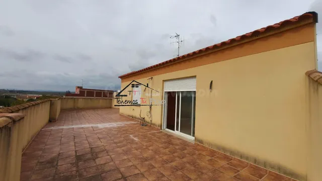 ÁTICO-DÚPLEX A ESTRENAR. 5 DORMITORIOS. 3 BAÑOS. TERRAZA DE  - foto 3