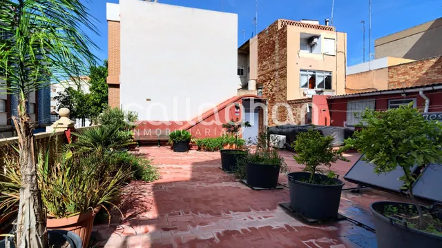 Encantadora casa adosada en Albal