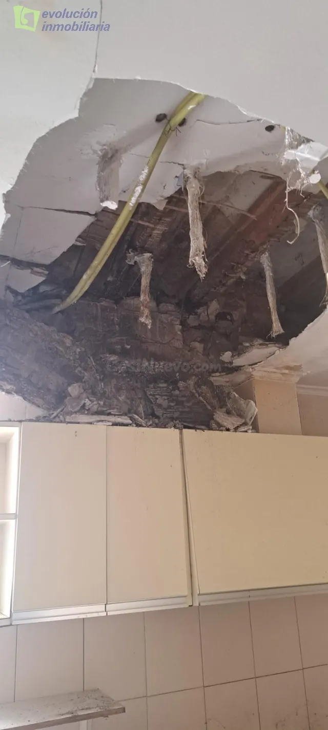 SE VENDE PISO EN MIRANDA DE EBRO, CALLE REAL ALLENDE. - foto 3