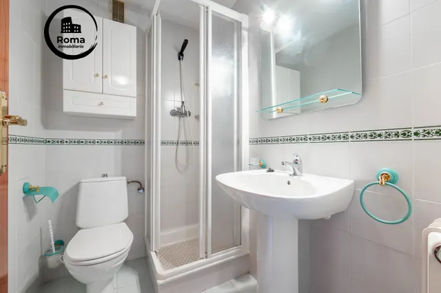 PISO DE 3 DORMITORIOS 2 BAÑOS CON PISCINA, GARAJE Y TERRAZA CON VISTAS DESPEJADAS EN PARQUE NUEVA GRANADA — 45