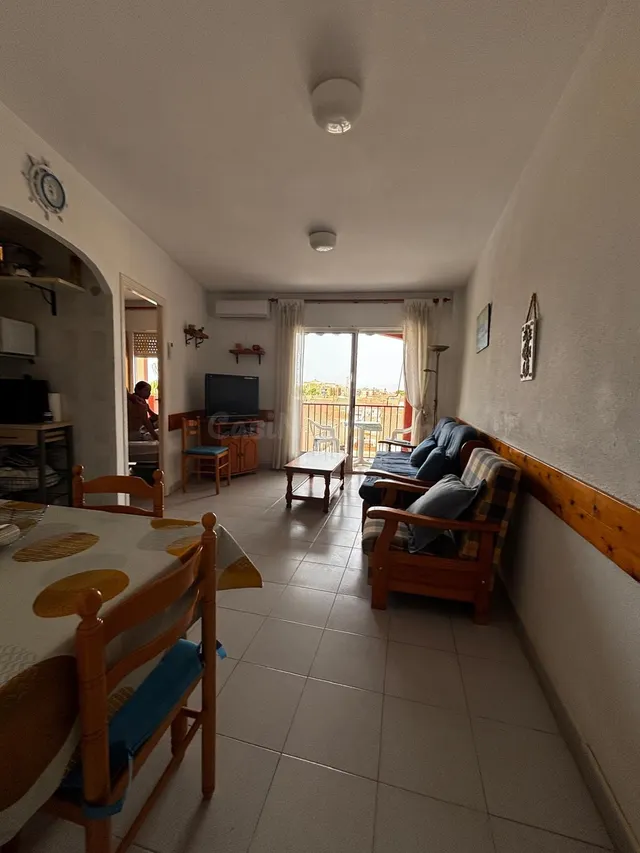 Apartamento con terraza a 300m de la playa de la isla de septiembre a junio — 11