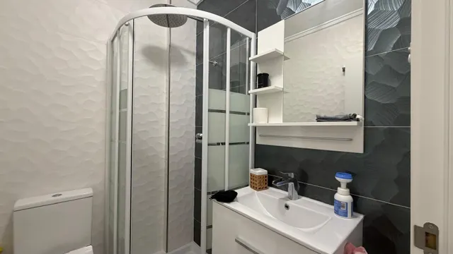 BUNGALOW TOTALMENTE REFORMADO CON 2 HAB 2 BAÑOS EN URB DREAM HILLS 2 — 26