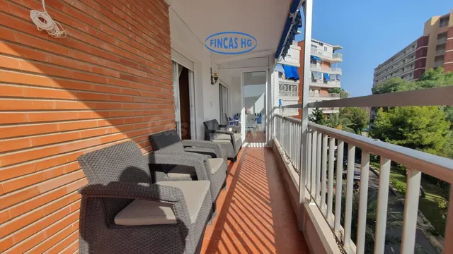 Amplio piso con tres dormitorios en playa de san juan — 3