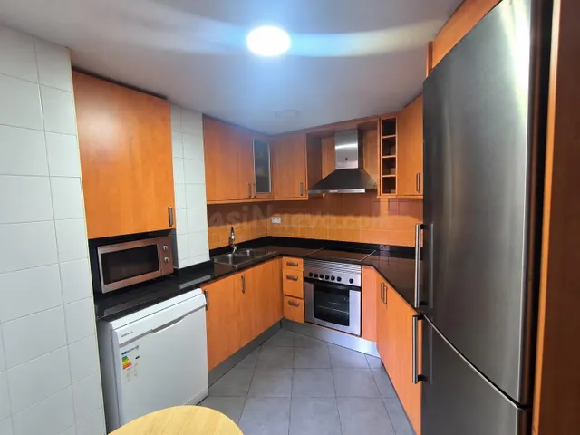 PISO DE ALQUILER CON TERRAZA - PISCINA COMUNITARIA Y PARQUING ADICIONAL — 4