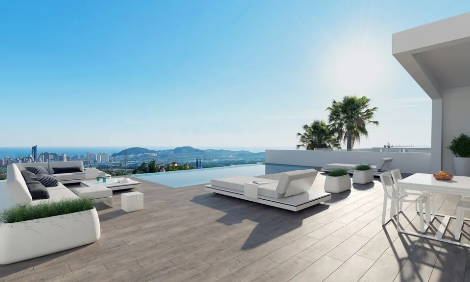 VILLA DE LUJO DE NUEVA CONSTRUCCIÓN EN FINESTRAT CON VISTAS AL MAR