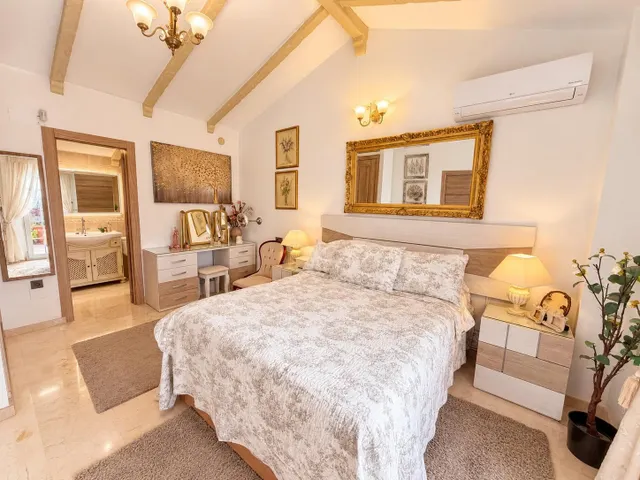 Villa 3 habitaciones en venta - Villamartín-Las Filipinas — 30