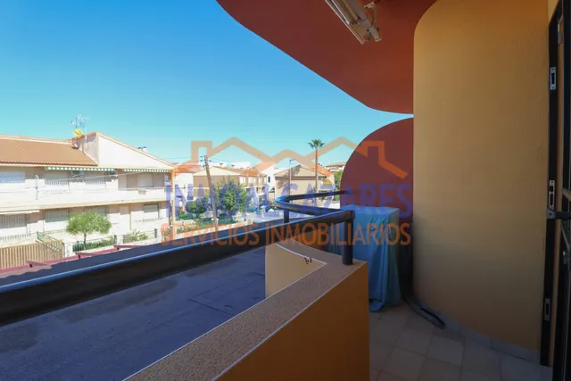 ESPECTACULAR DUPLEX DE  3 DORMITORIOS Y 2 BAÑOS, EN PRIMERA LÍNEA DE PLAYA CON VISTAS AL MAR EN LOS NAREJOS, LOS ALCAZARES, MURCIA. — 38