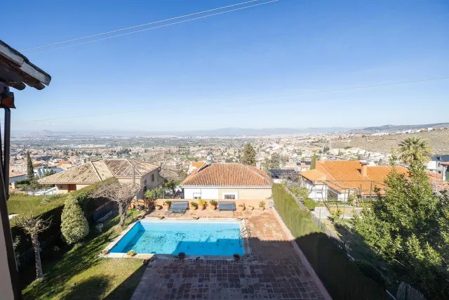 GRAN CASA CON PISCINA EN COLINAS BERMEJAS, MONACHIL — 16