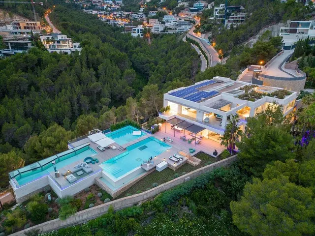Helipuerto y Lujo de alta Gama Excepcional VILLA DE LUJO en  - foto 3