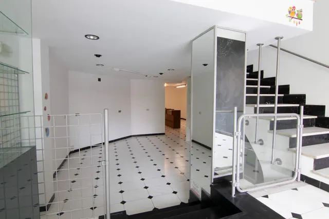 LOCAL COMERCIAL EN VENTA EN CALLE BENIGAFULL — 6