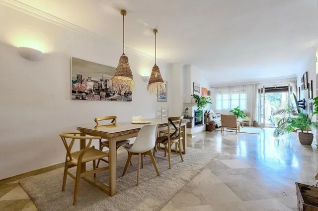 Pareado 3 habitaciones 238664m² en alquiler - Nueva Andalucia — 6