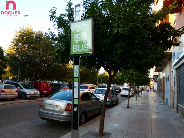 ZONA TABLERO ALQUILER LOCAL COMERCIAL IDEAL PARA OFICINA O DESPACHO — 3