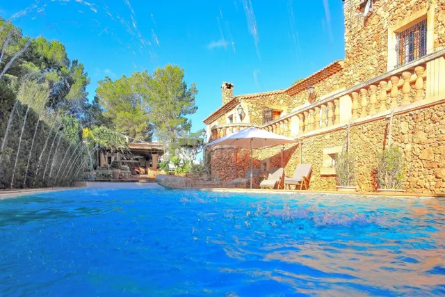 Fantástico chalet ubicado en una zona espectacular con pisci - foto 3