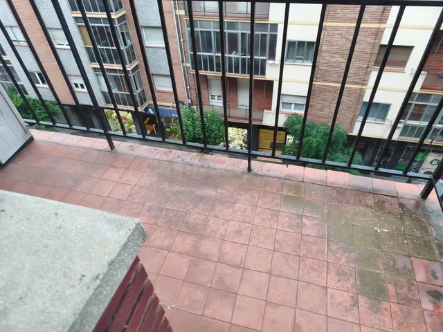 Vivienda reformada y lista para entrar a vivir en Domingo Beltrán de Otazu — 3