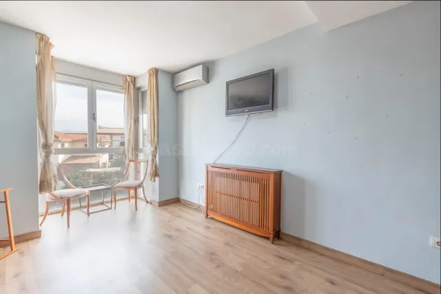 ¡¡¡amplio piso de 3 dormitorios, 2 baños, cochera y trastero, por solo 179.900 €!!! — 5