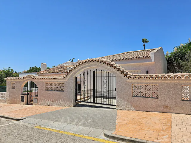 Chalet 4 habitaciones 352m² en venta - Riviera del sol — 25