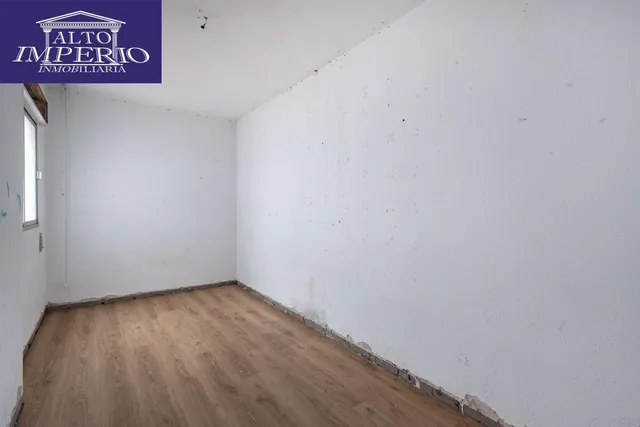 Piso de 3 dormitorios con terraza en plena zona Fontiveros — 16