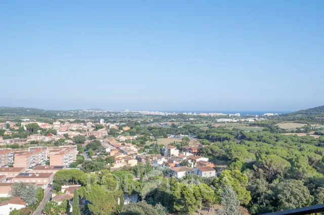 Ático con magnificas vistas al mar y la montaña en Calonge — 31