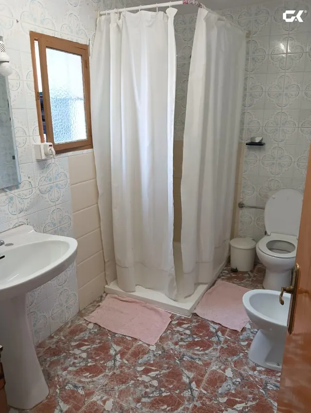 Casa de pueblo en Zarcilla de Ramos: cinco dormitorios, estufa de leña y un patio para vivir fuera — 9