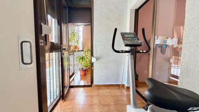 EXCLUSIVA CASA TIPO DÚPLEX TOTALMENTE REFORMADA EN CABEZO DE TORRES. — 40