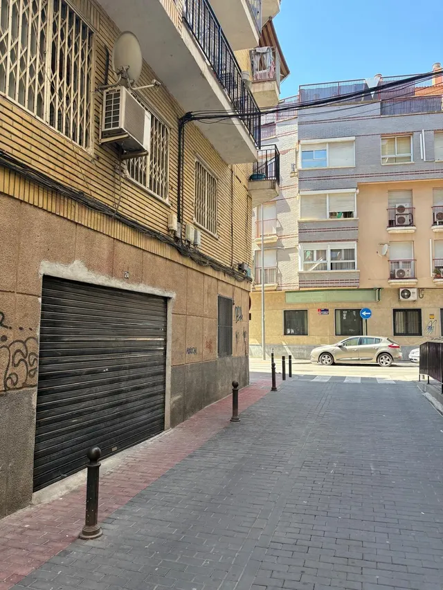 Garaje 12m² en venta - San Antolin — 13