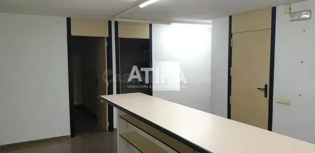 ENTRESUELO PARA OFICINAS ALQUILER UBICADO EN AMPLIA AVENIDA  - foto 5