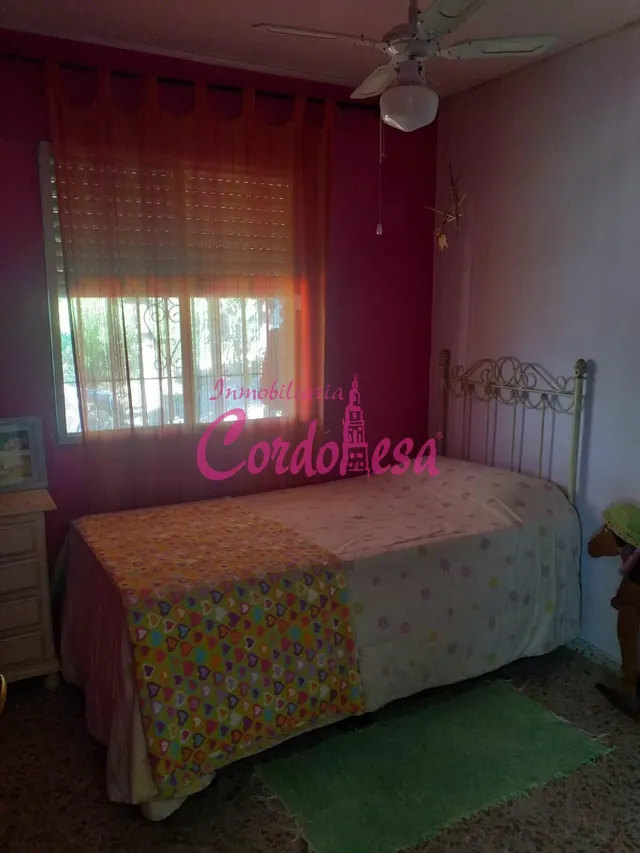 MAGNIFICA CASA HIPOTECABLE EN ZONA CUEVAS BAJAS. — 8