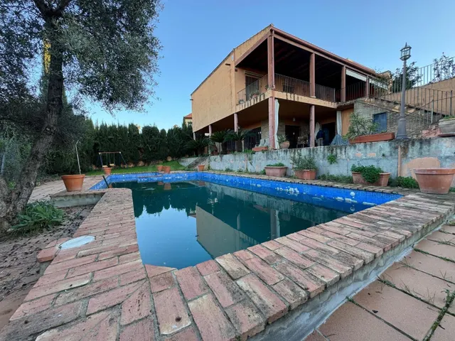 Exclusivo chalet de lujo en Montequinto