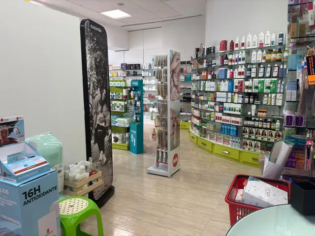 VENTA LOCAL CON NEGOCIO EN ZONA ALTA — 8