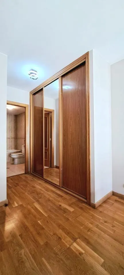 Amplio y Luminoso Piso en alquiler en Barrocanes, Ourense - Ideal para Familias — 42