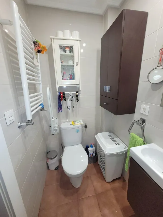 Impresionante Chalet con Amplio Terreno y Piscina en las Afueras de Zaragoza — 34