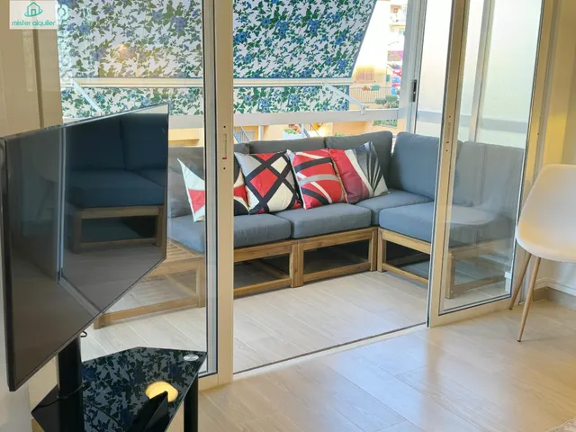 APARTAMENTO MODERNO EN EL CAMPELLO A 100 METROS DEL MAR, CON PISCINA, TERRAZA Y ZONAS COMUNES COMPLETAS — 24