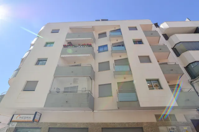 Apartamento 2 habitaciones 75m² en venta - Estacion de autobuses — 32