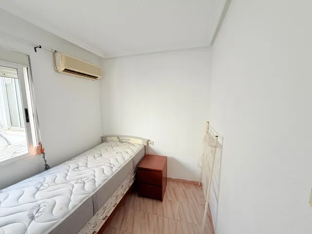 EASY RENT presenta esta acogedora vivienda situada en el barrio de Los Ángeles — 13