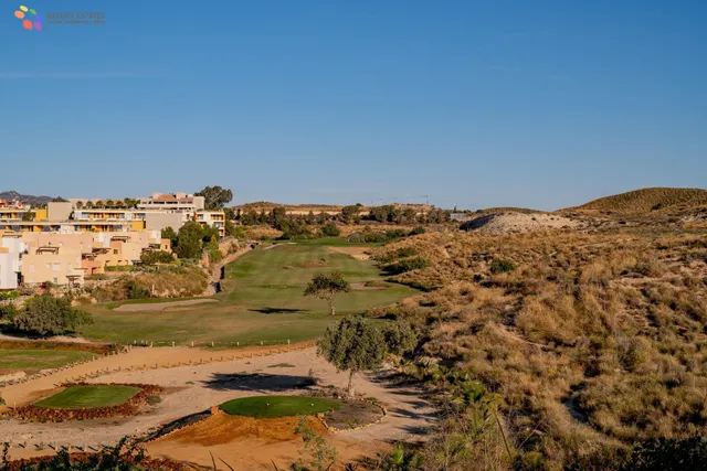 OPORTUNIDAD DE LUJO, EN URB. GOLF VALLE DEL ESTE, VERA. — 12