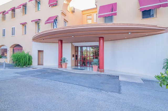 ✨ exclusividad y diseño en el serrallo, Granada | piscina, garaje y urbanización privada — 28