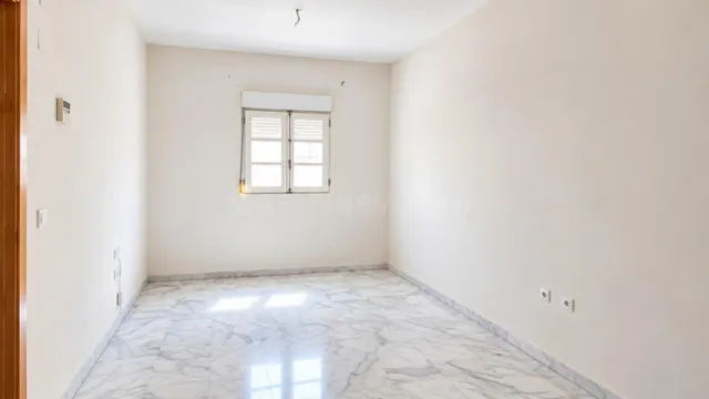 ZONA TEATRO FALLA - CÁDIZ - ¡ FINCA REHABILITADA CON ASCENSO - foto 2
