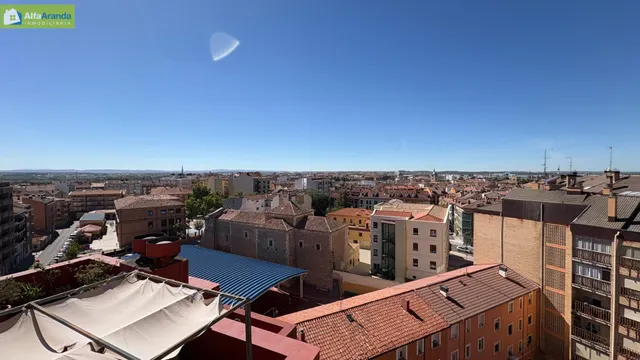 PISO EN VENTA 2 GARAJEs  Y 2 TRASTEROS — 11