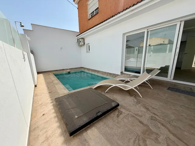 ¡Bungalow en planta baja totalmente reformado en La Regia, O - foto 2
