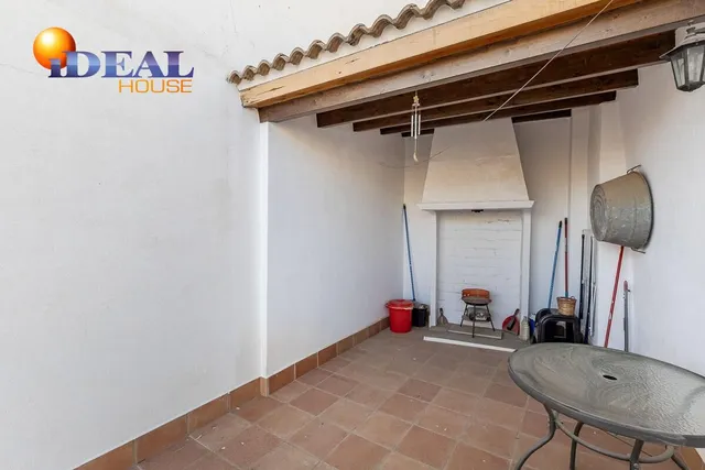 GR3929 - Alhama de Granada - Casa de pueblo reformada con patio delantero y azotea — 19