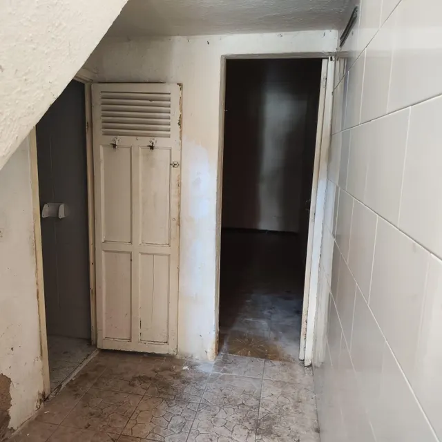 CASA DE 2 HAB  OKUPADA PARA REFORMAR COMPLETAMENTE EN CAN PUIGGENER — 7