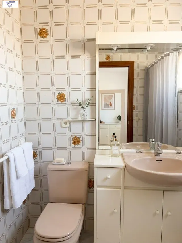 Piso con ascensor, garaje y piscina a un paso del centro — 6