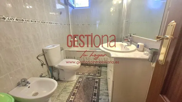 AMPLIO BAJO DE 3 habitaciones, CON TERRAZA JARDÍN A ESCASOS METROS DE LA PLAYA. ORIÑON — 25