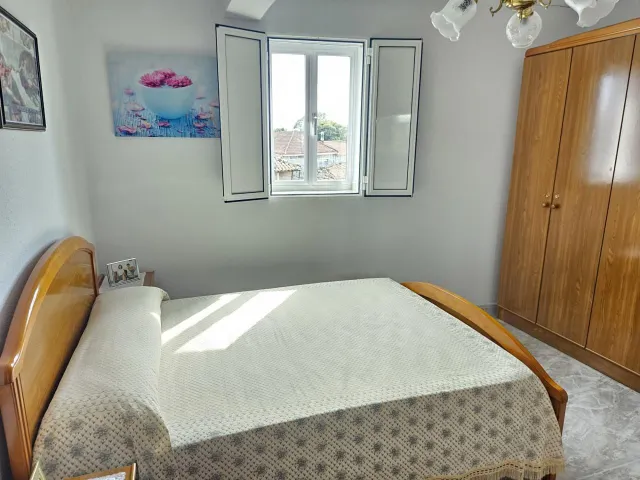 OPORTUNIDAD !!! SE VENDE CASA EN SARREAUS — 17
