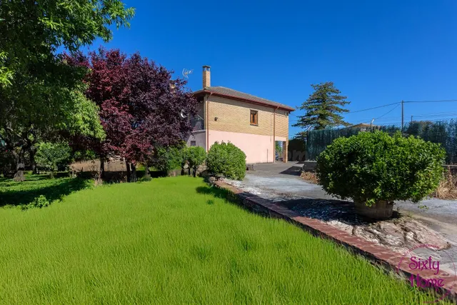 Casa de 5 dormitorios con terreno en Angüés - foto 4