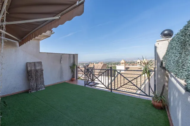 Venta de magnífico piso con amplia terraza - Monachil -- Granada — 15