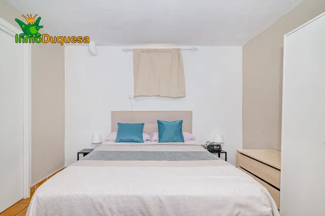Casa pareada en LA ZUBIA, Junto instituto Trevenque. — 30